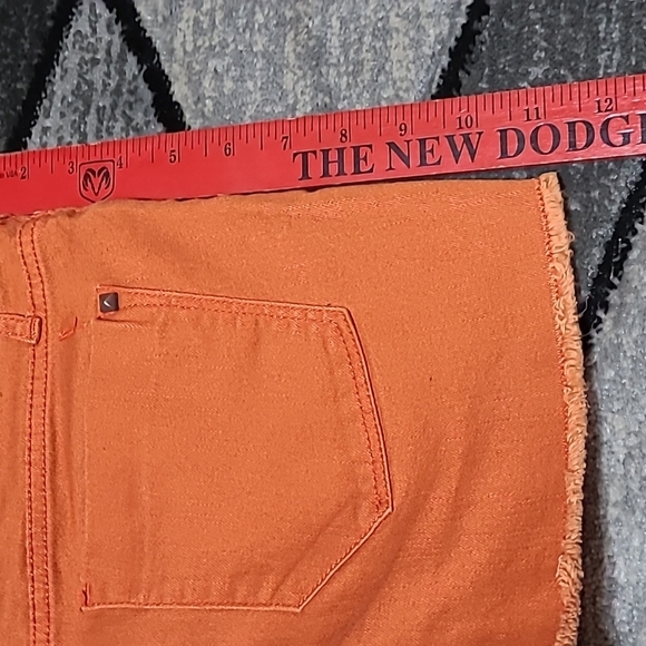 MOSSIMO BURNT ORANGE STUDDED DENIM JEAN SHORTS - Picture 5 of 11